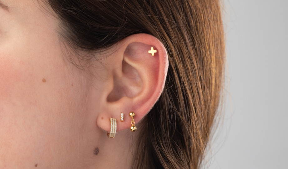 Comment dévisser un piercing trop serré tragus Agate Piercing