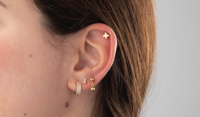 Comment dévisser un piercing trop serré tragus