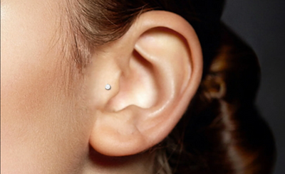 Comment se laver les oreilles avec un tragus ?