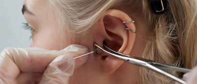 Quel piercing fait le plus mal entre l'hélix et le tragus ?